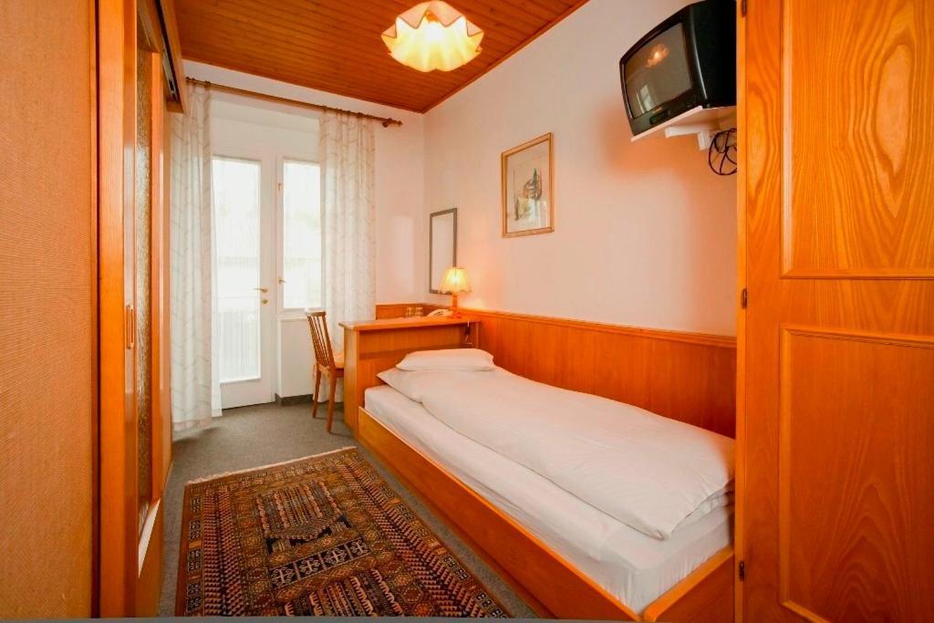 Hotel Velden Bacherlwirt Velden am Wörthersee Δωμάτιο φωτογραφία
